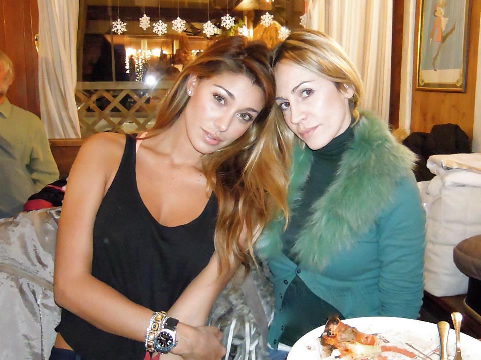 9P Greek girl: lena