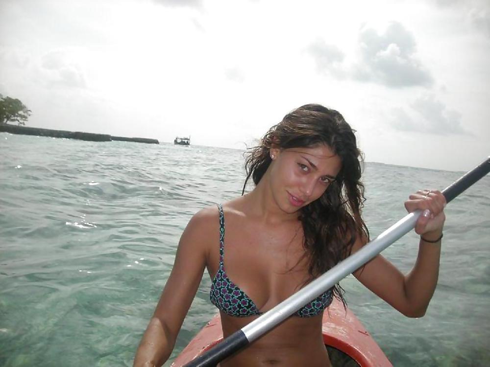 9P Greek girl: lena