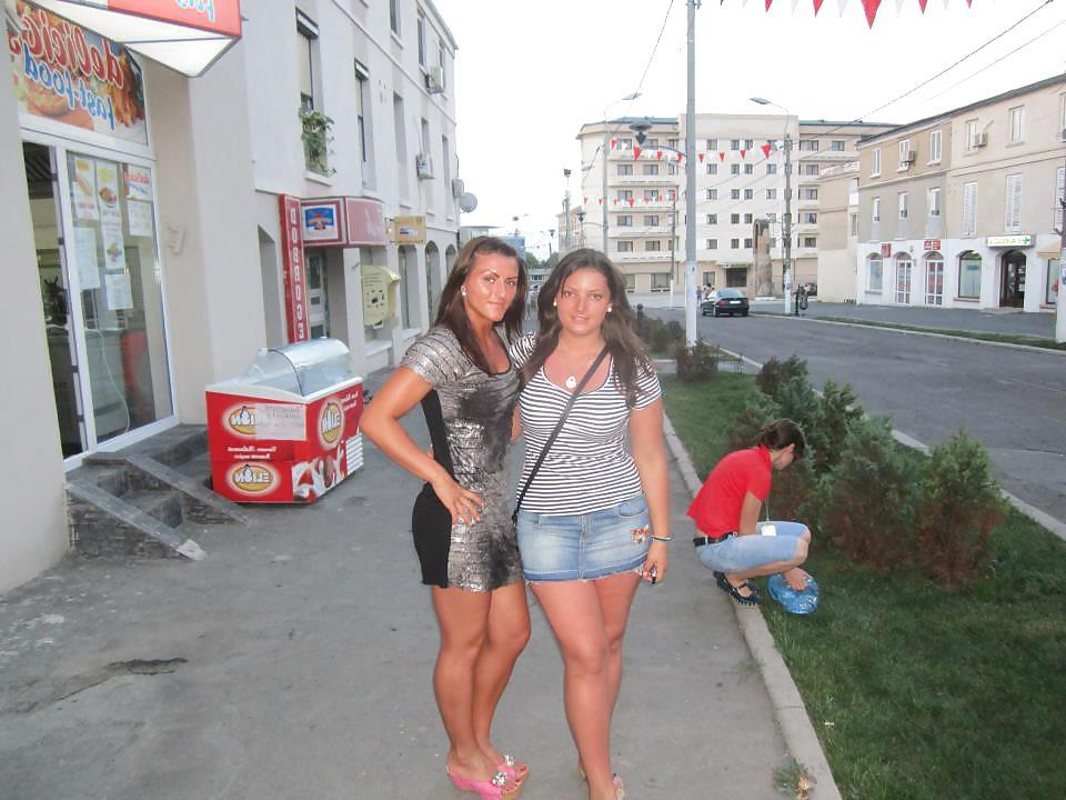 12P Romanian: Christina