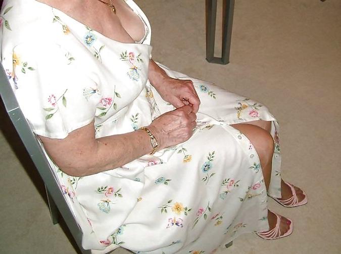 23P Denny granny nylon