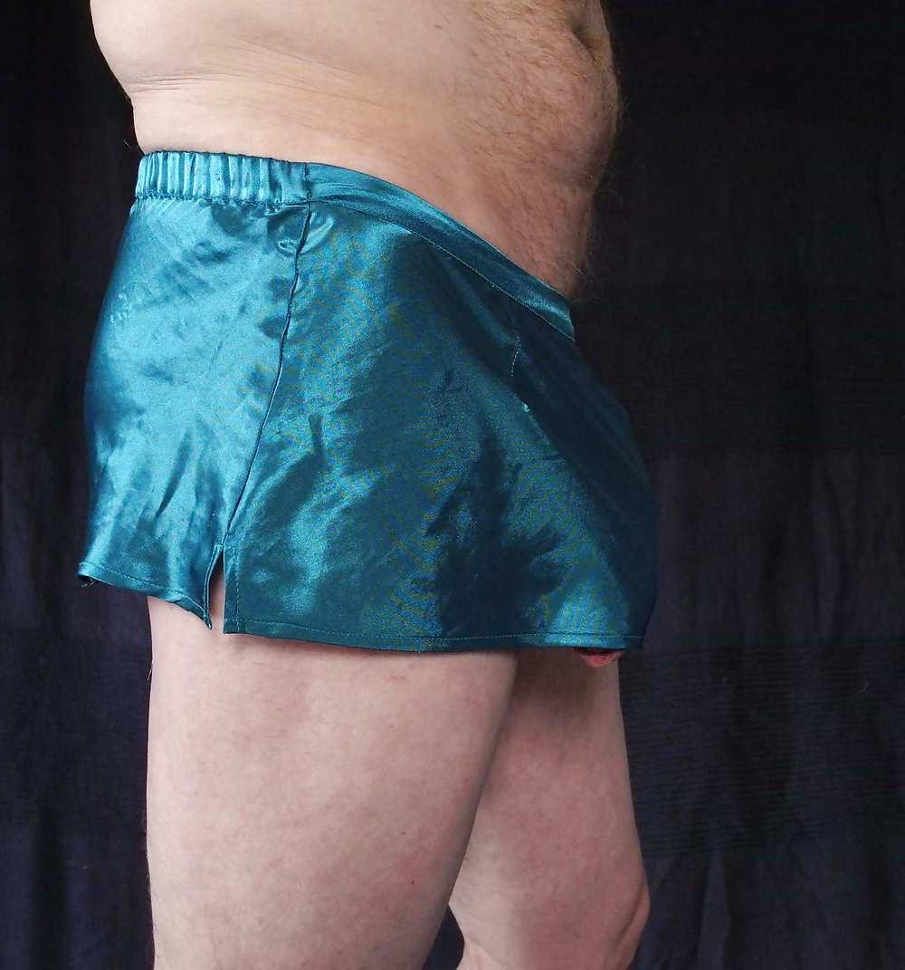 19P Wear panties from daughter her girlfriends