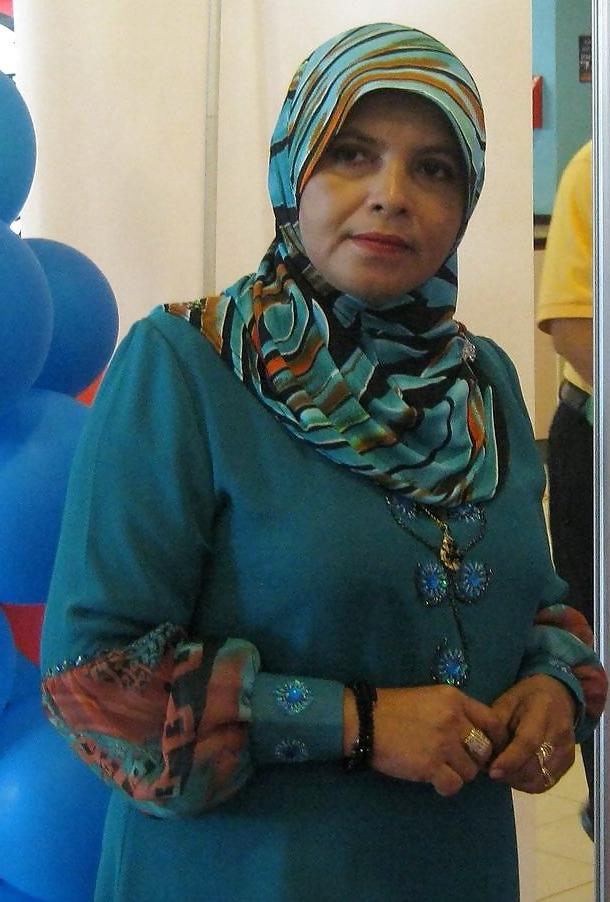 25P Malay wife