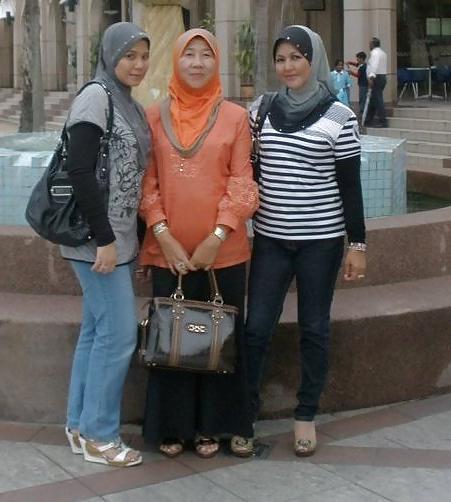 25P Malay wife