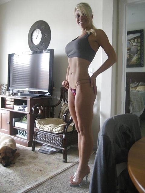 18P Hot Wives 13