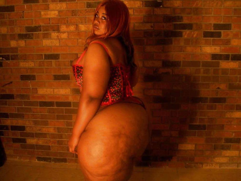 17P Ms. SuperDomeBooty