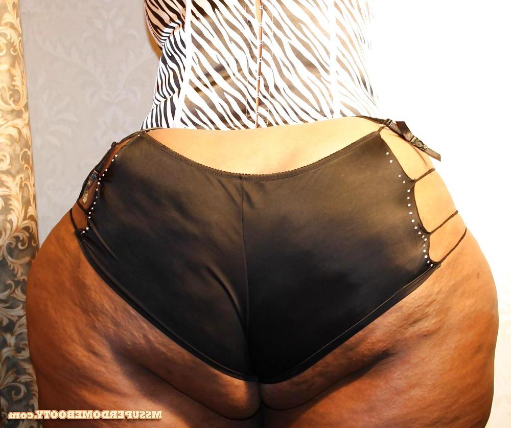 17P Ms. SuperDomeBooty