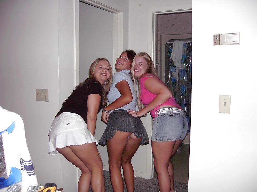 25P Upskirt sluts