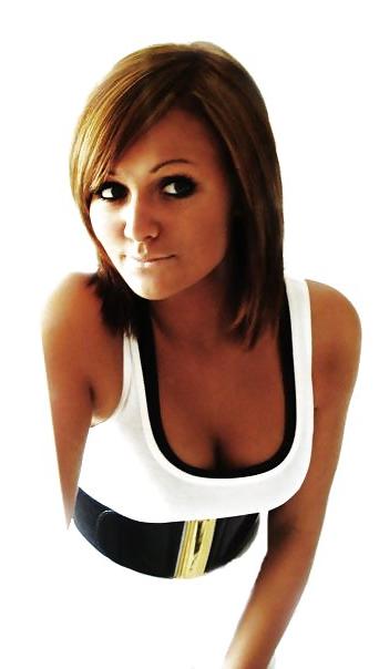11P A few sexy pics of me nude and non nude 
