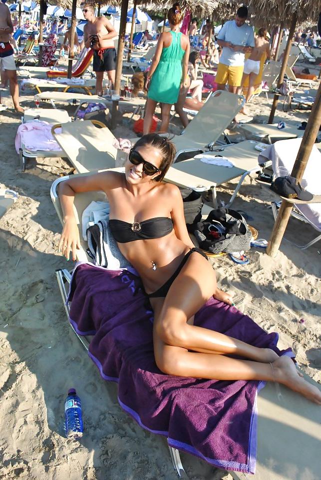 10P Romanian girl: Christina