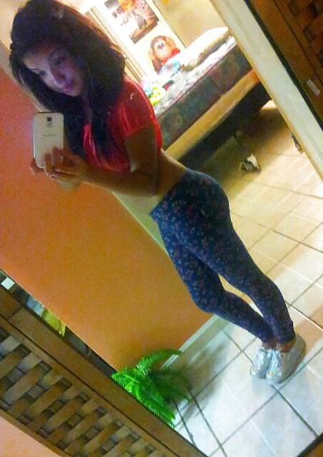 25P SEXY LATINAS NON-NUDE