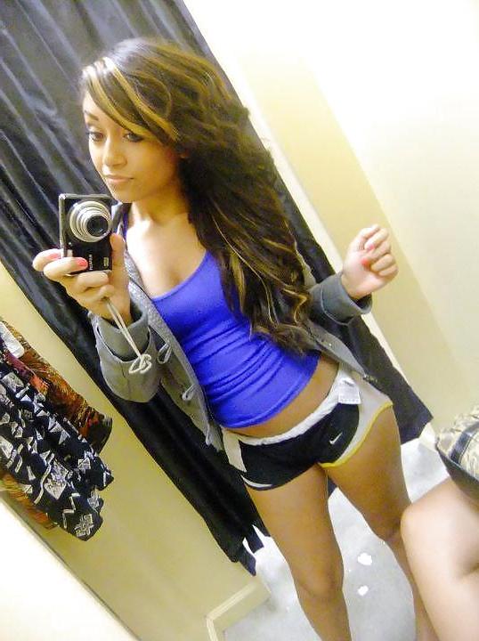 25P SEXY LATINAS NON-NUDE