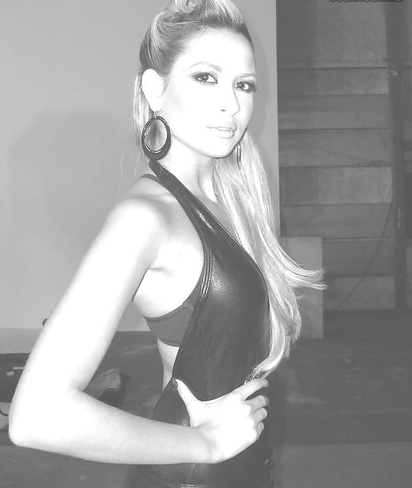 25P Mandy Grace Capristo 