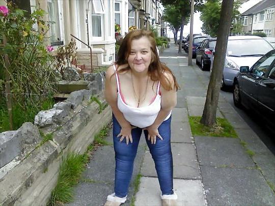 25P Mature Amateur Clothed 5