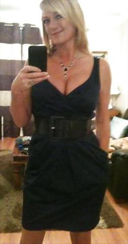 25P Mature Amateur Clothed 5