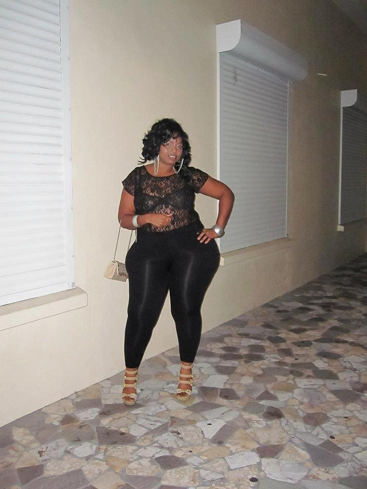 25P Diva from st kitts