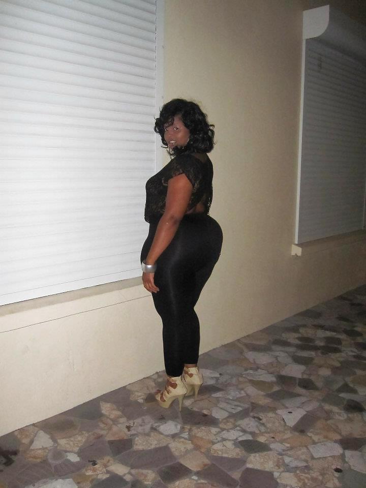 25P Diva from st kitts