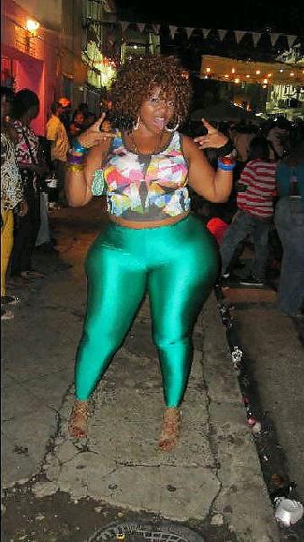 25P Diva from st kitts