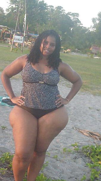 25P Diva from st kitts