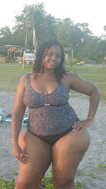 25P Diva from st kitts