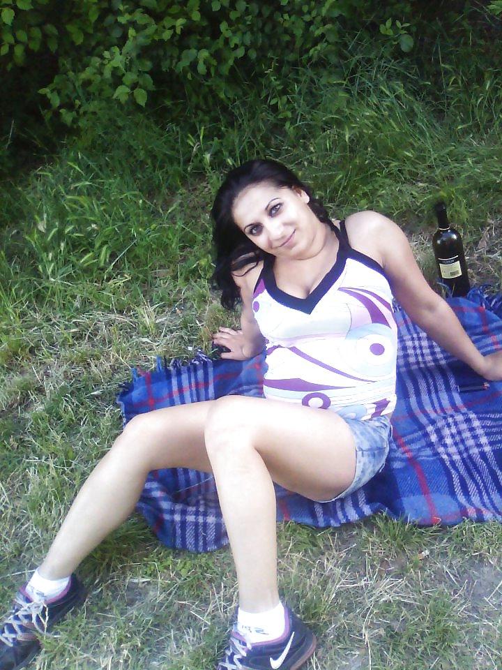 18P Romanian girl: oana