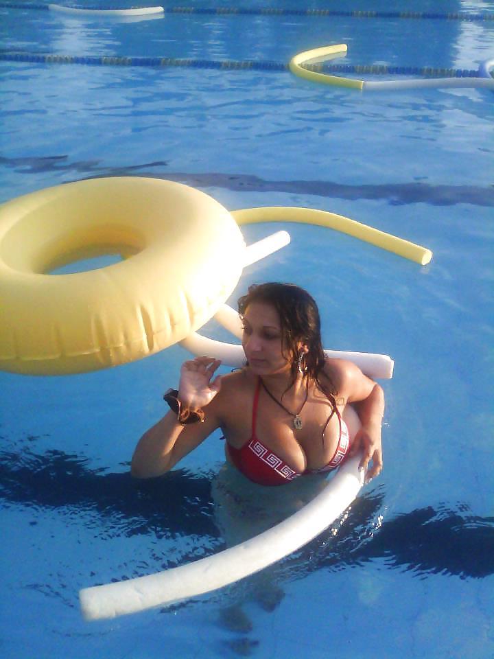 18P Romanian girl: oana