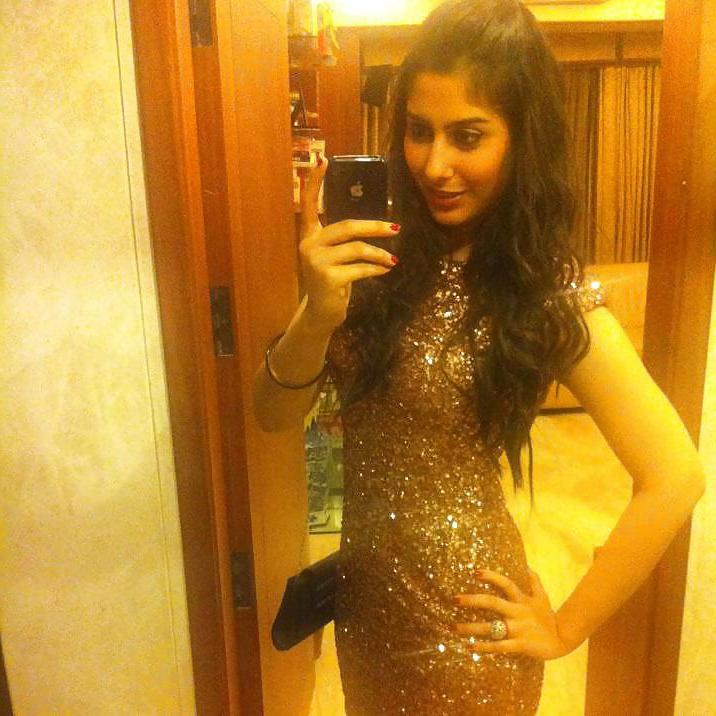25P Cute sexy skinny girls: non nude