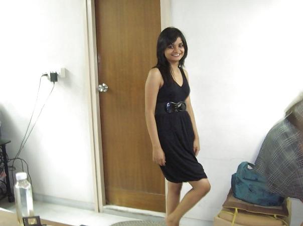 25P Cute sexy skinny girls: non nude