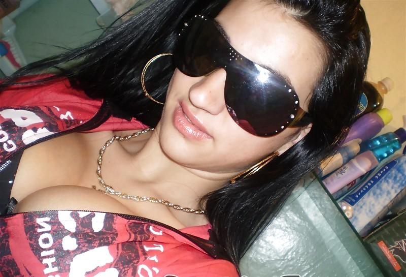 20P Hot paki girl from ilford london 8