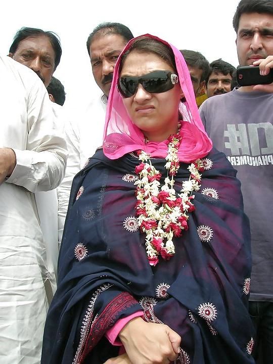 25P VIP Whore in Pakistan Marvi Memon