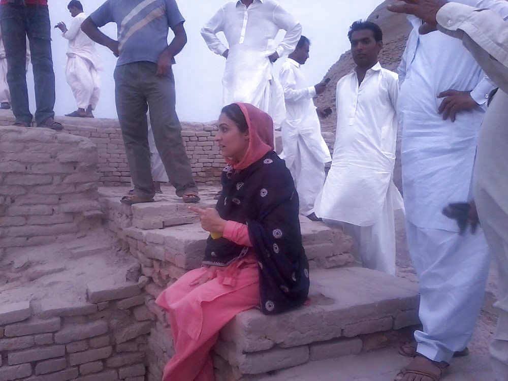 25P VIP Whore in Pakistan Marvi Memon