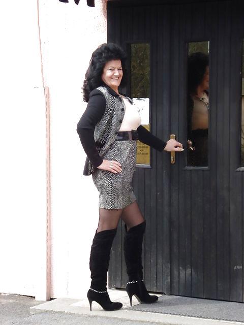 25P Stefi - Mature Slut
