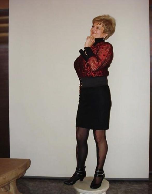 25P Stefi - Mature Slut