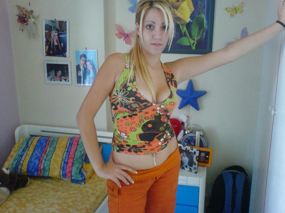 7P Greek babe 1