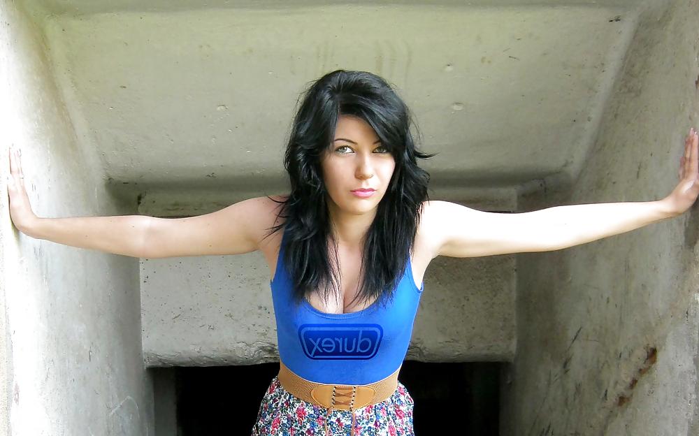 18P Romanian Teen Slut Cristina