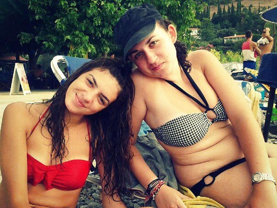 5P Greek bikini girls 2