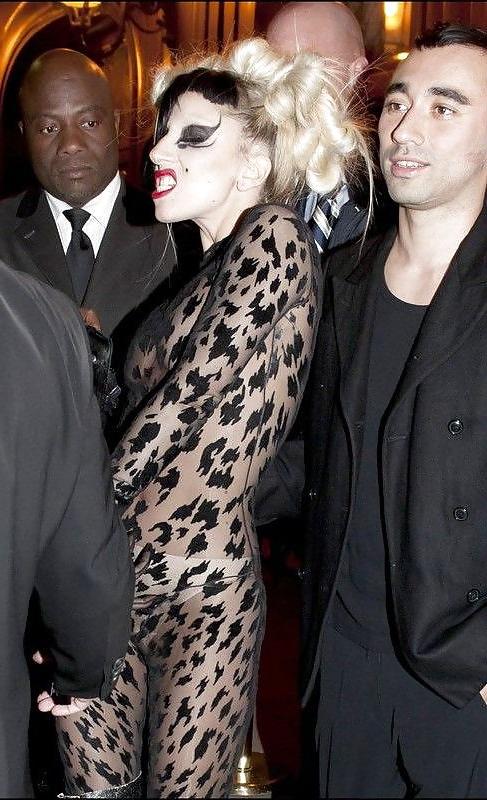 25P Lady Gaga Tits