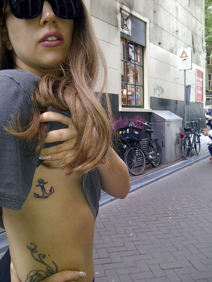 25P Lady Gaga Tits