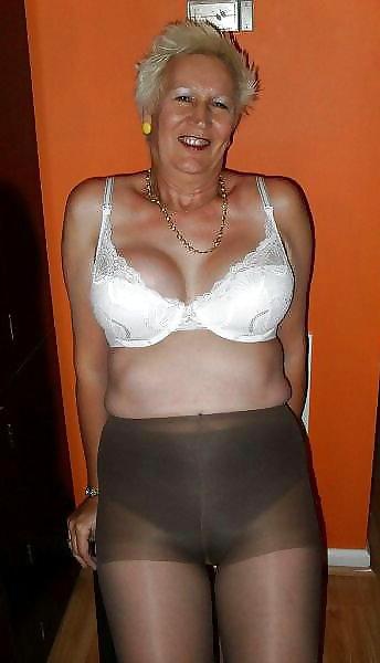 25P Swimsuits bikinis bras bbw mature dressed teen big huge - 28
