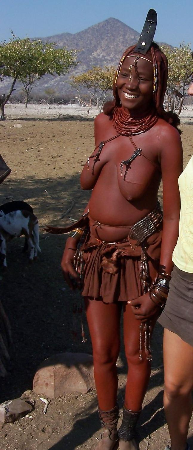 25P Tribal Himba women