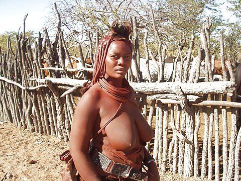 25P Tribal Himba women