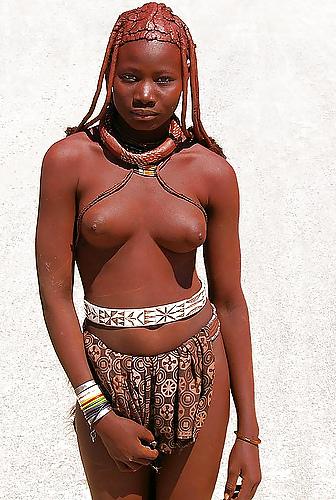 25P Tribal Himba women
