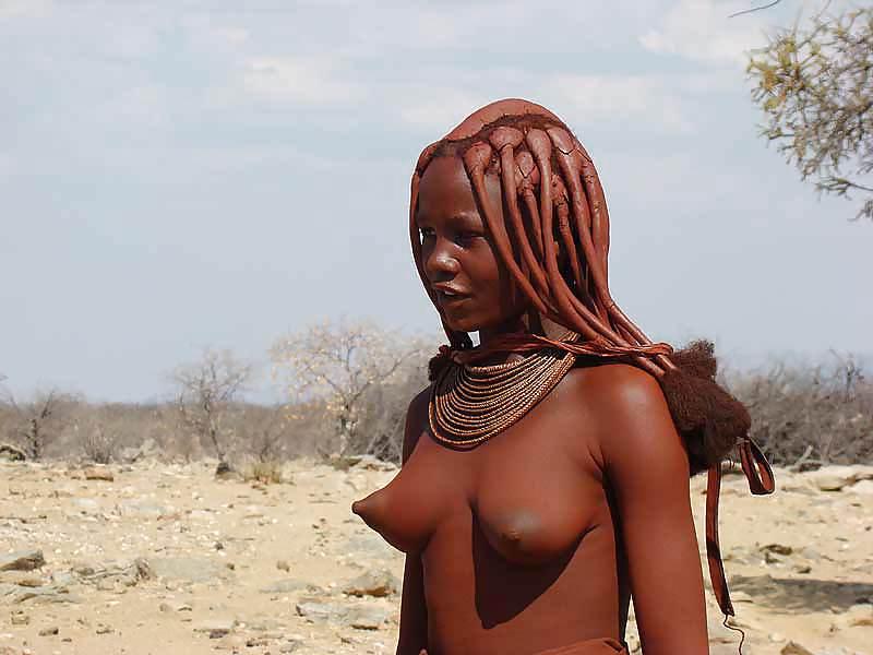 25P Tribal Himba women