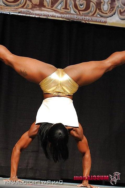 25P MUSCLE FANTASIES 2