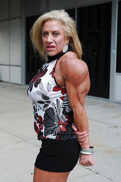 25P MUSCLE FANTASIES 2