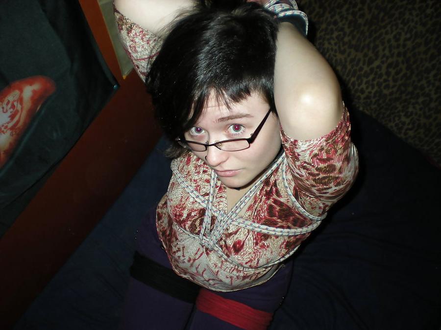 25P Rope bondage and wrapping