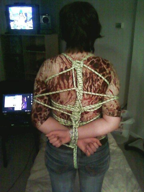 25P Rope bondage and wrapping