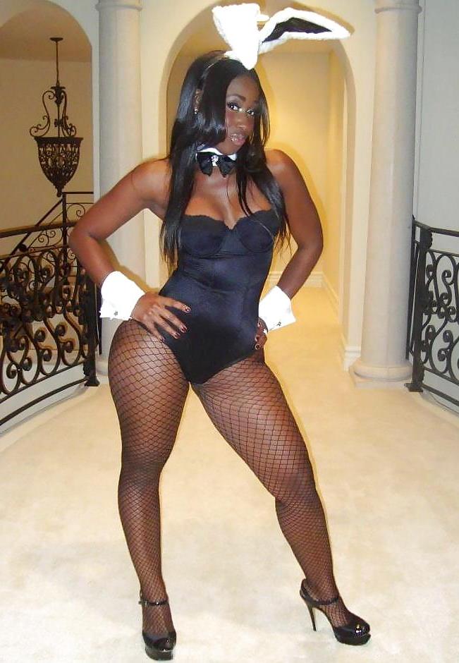 25P Bria Myles 