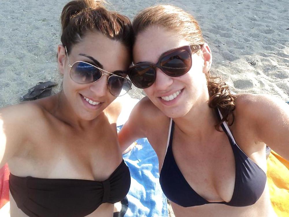 5P Greek bikini girls 3