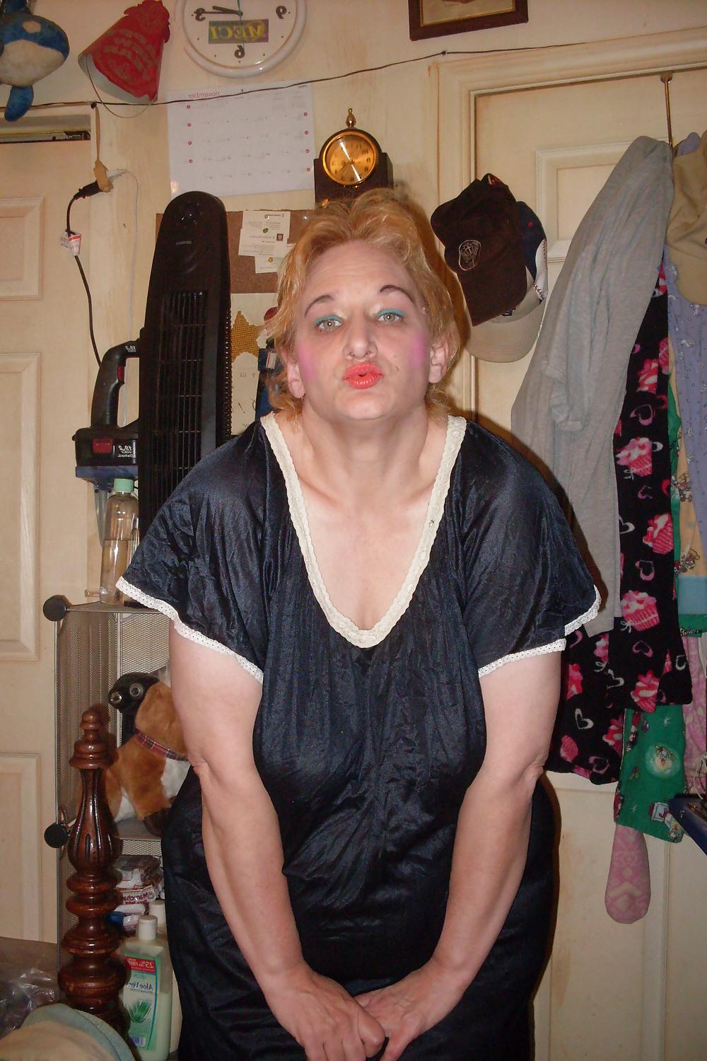 20P Non nude slut