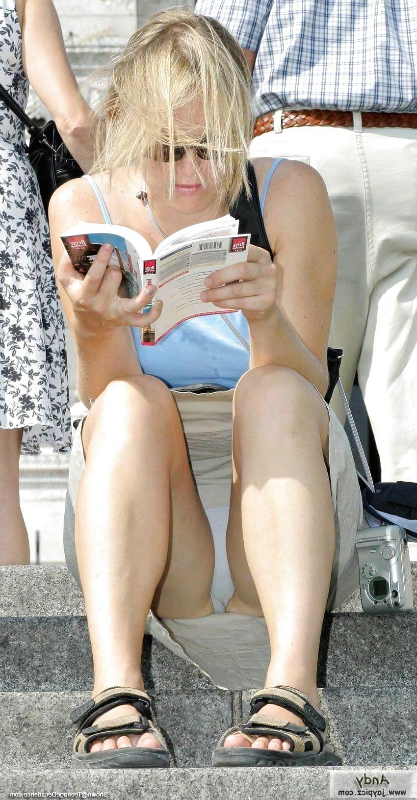 11P UPSKIRT panties voyeur publick - unter den Rock geschaut